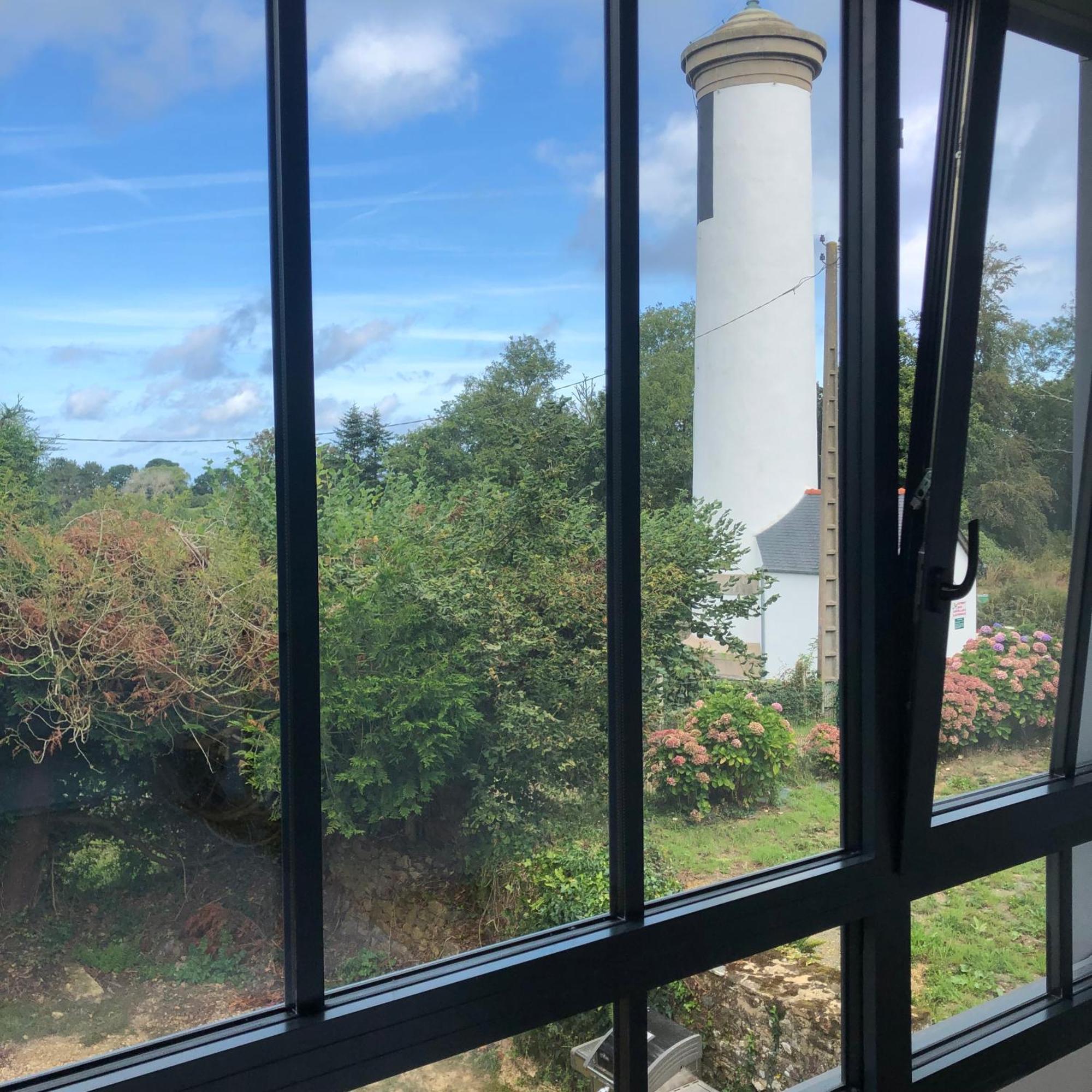 Les Ecolodges Sous Le Phare 劳恩尼克 外观 照片