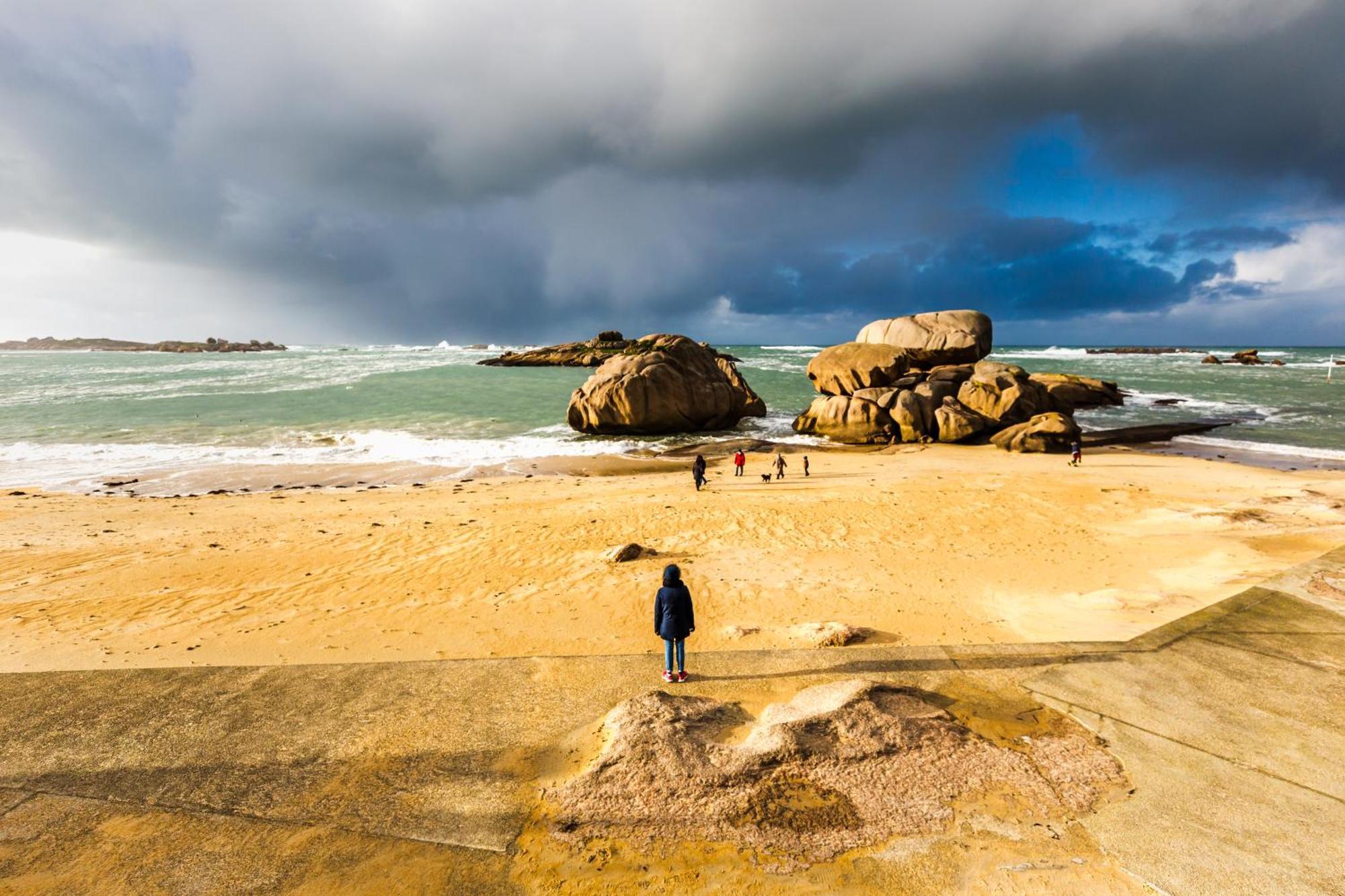 Les Ecolodges Sous Le Phare 劳恩尼克 外观 照片